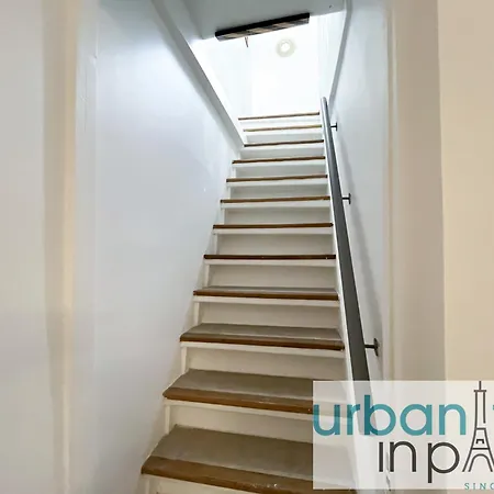 195 - Saint Denis Triplex Appartamento Parigi